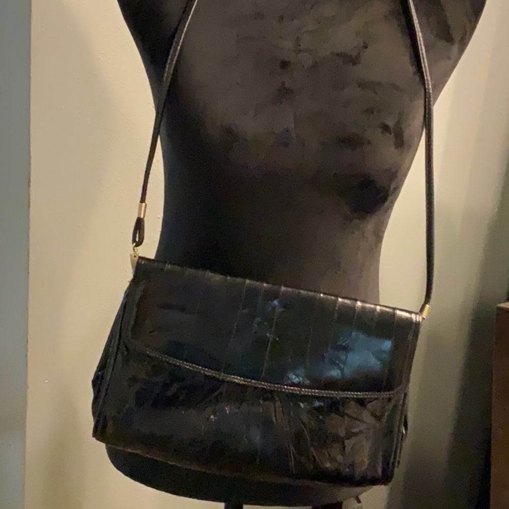 Genuine EEL shoulder bag with matching clutch wallet and lipstick